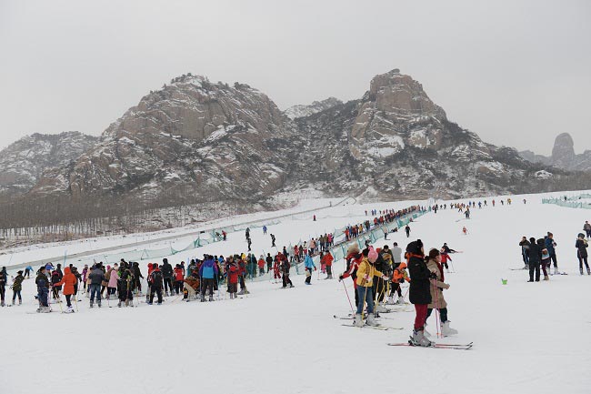 五莲山滑雪场